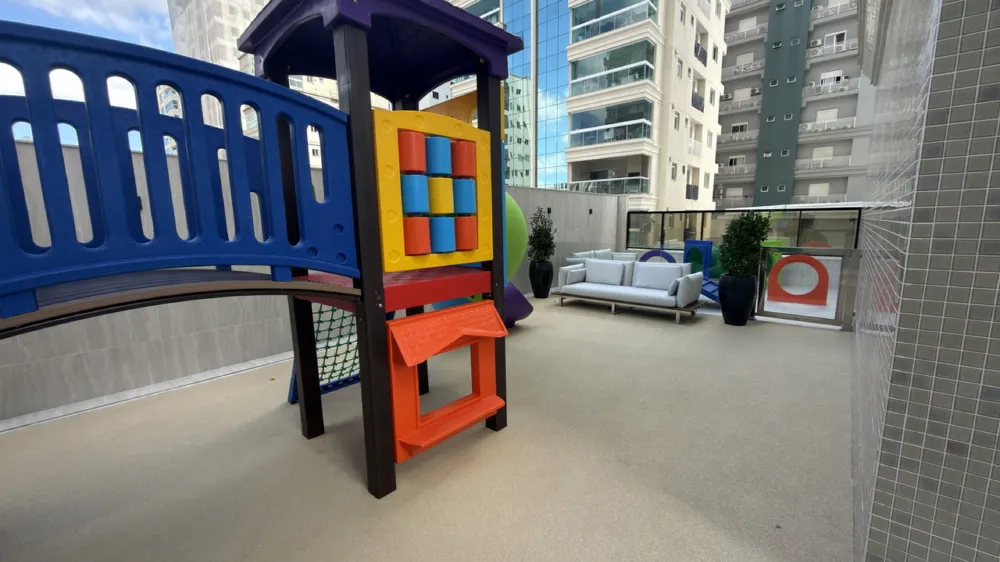 Apartamento 4 quartos para venda no bairro MEIA PRAIA em Itapema