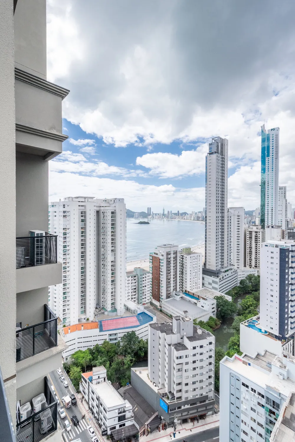 Apto. Cobertura 4 quartos para venda no bairro Pioneiros em Balneário Camboriú