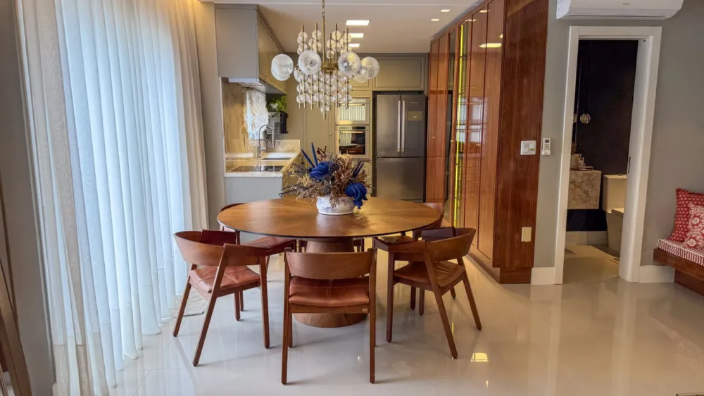 Apartamento 4 quartos para venda no bairro Meia Praia em Itapema