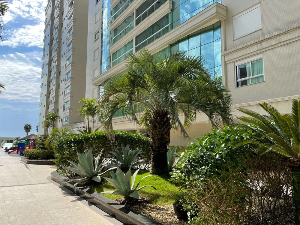 Apartamento para venda no bairro Meia Praia em Itapema