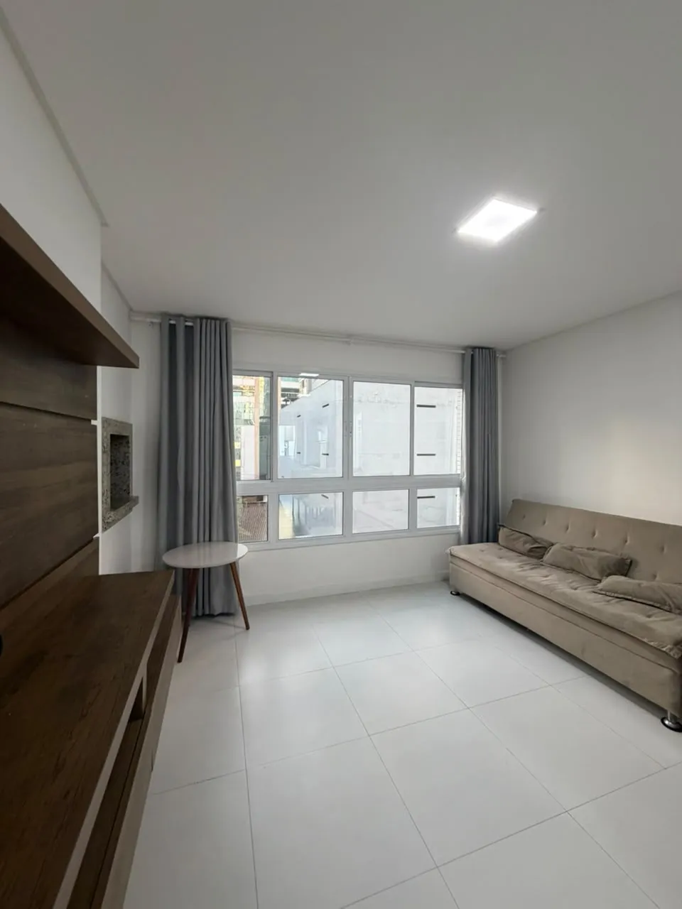 Apartamento 2 quartos para venda no bairro Meia Praia em Itapema