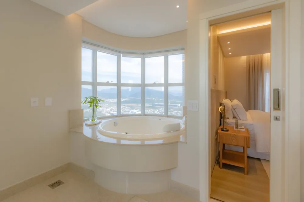 Apartamento 4 quartos para venda no bairro Barra Sul em Balneário Camboriú