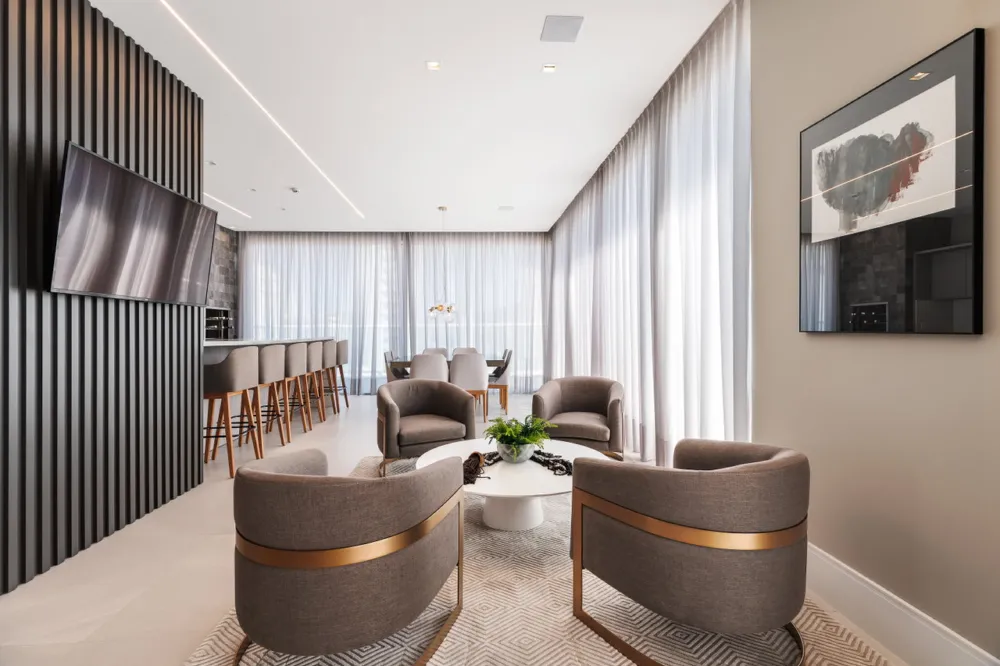 Apartamento para venda no bairro Meia Praia em Itapema