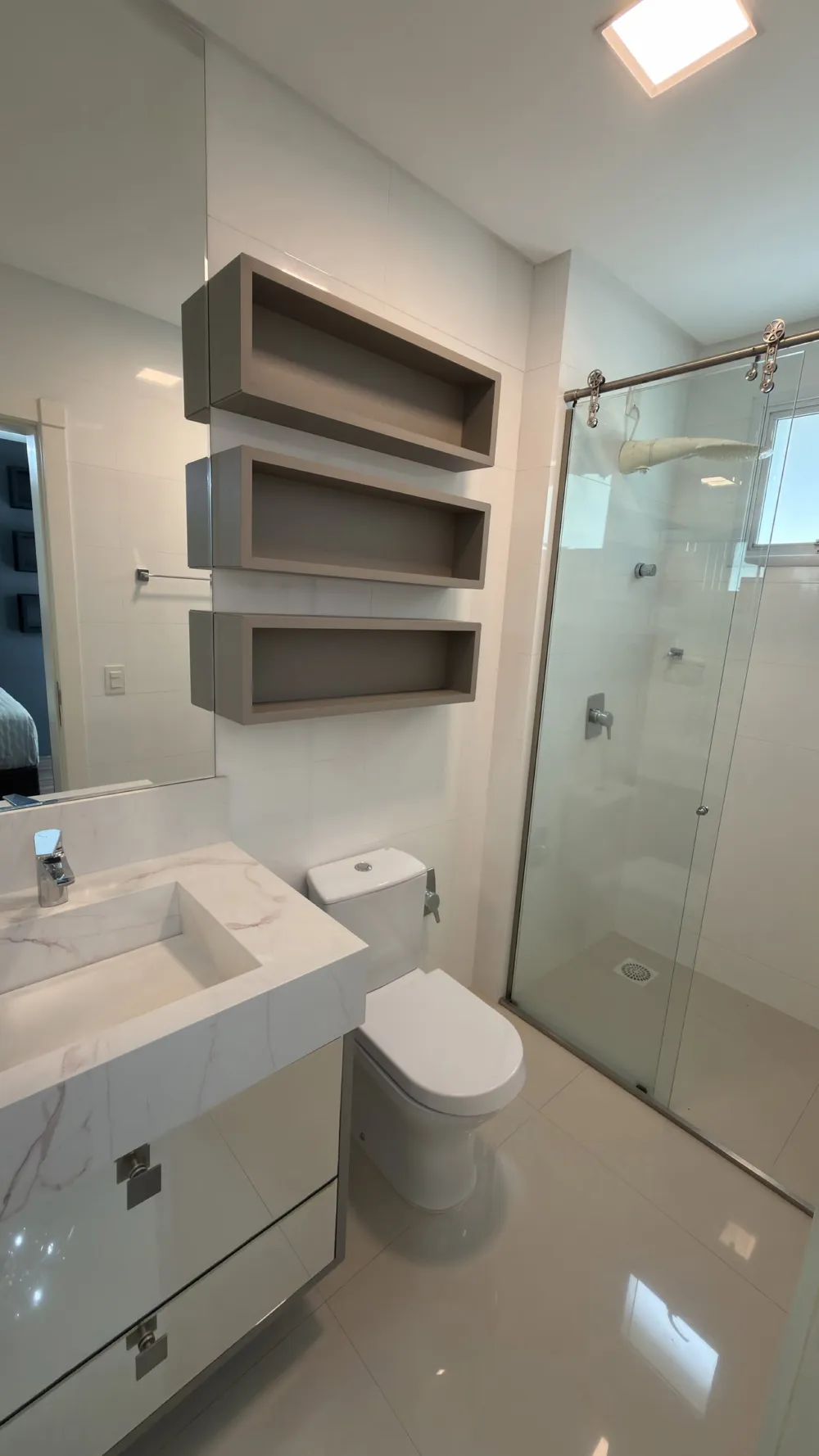 Apartamento para venda no bairro Meia Praia em Itapema