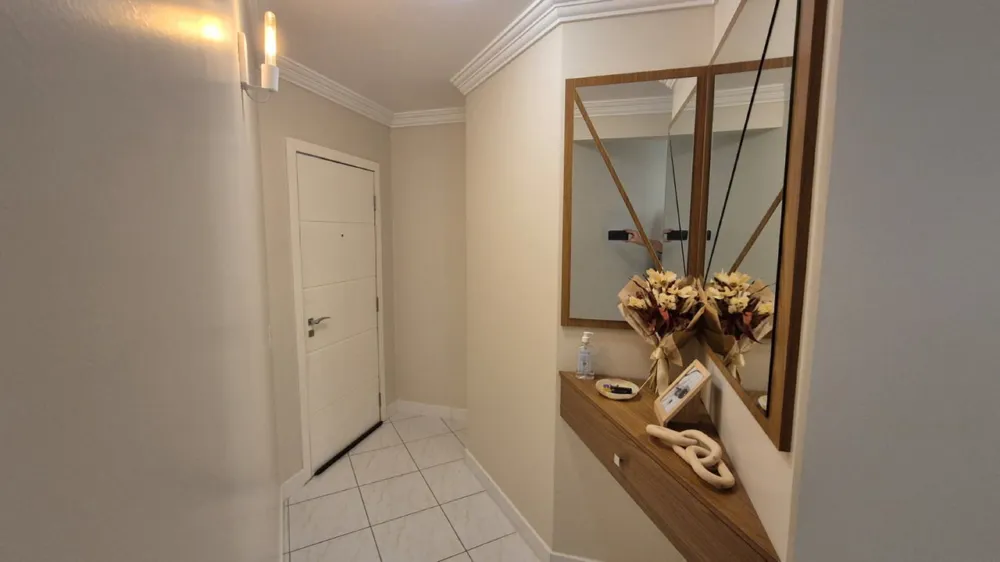 Apartamento para venda no bairro Meia Praia em Itapema