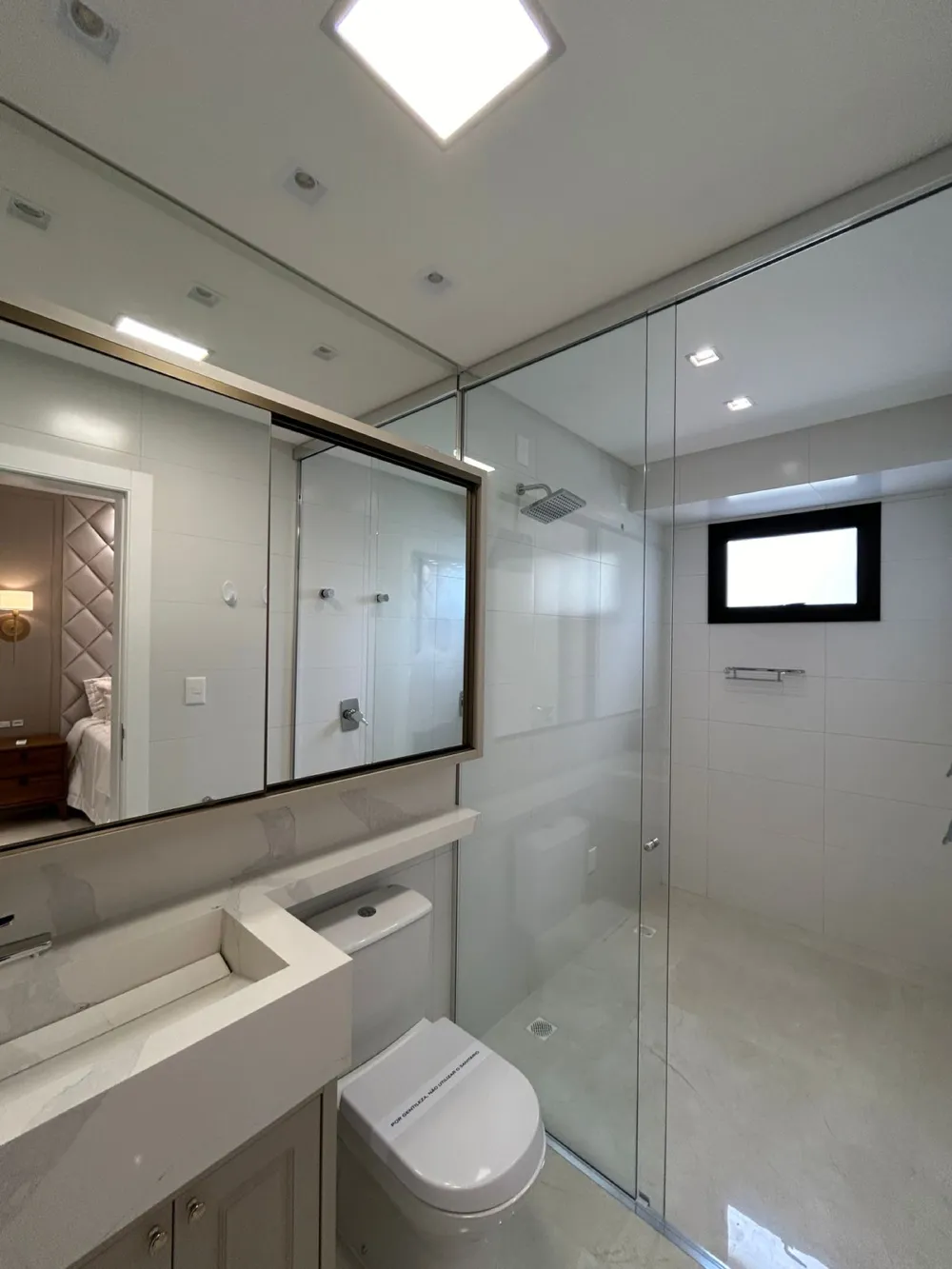 Apartamento para venda no bairro Meia Praia em Itapema