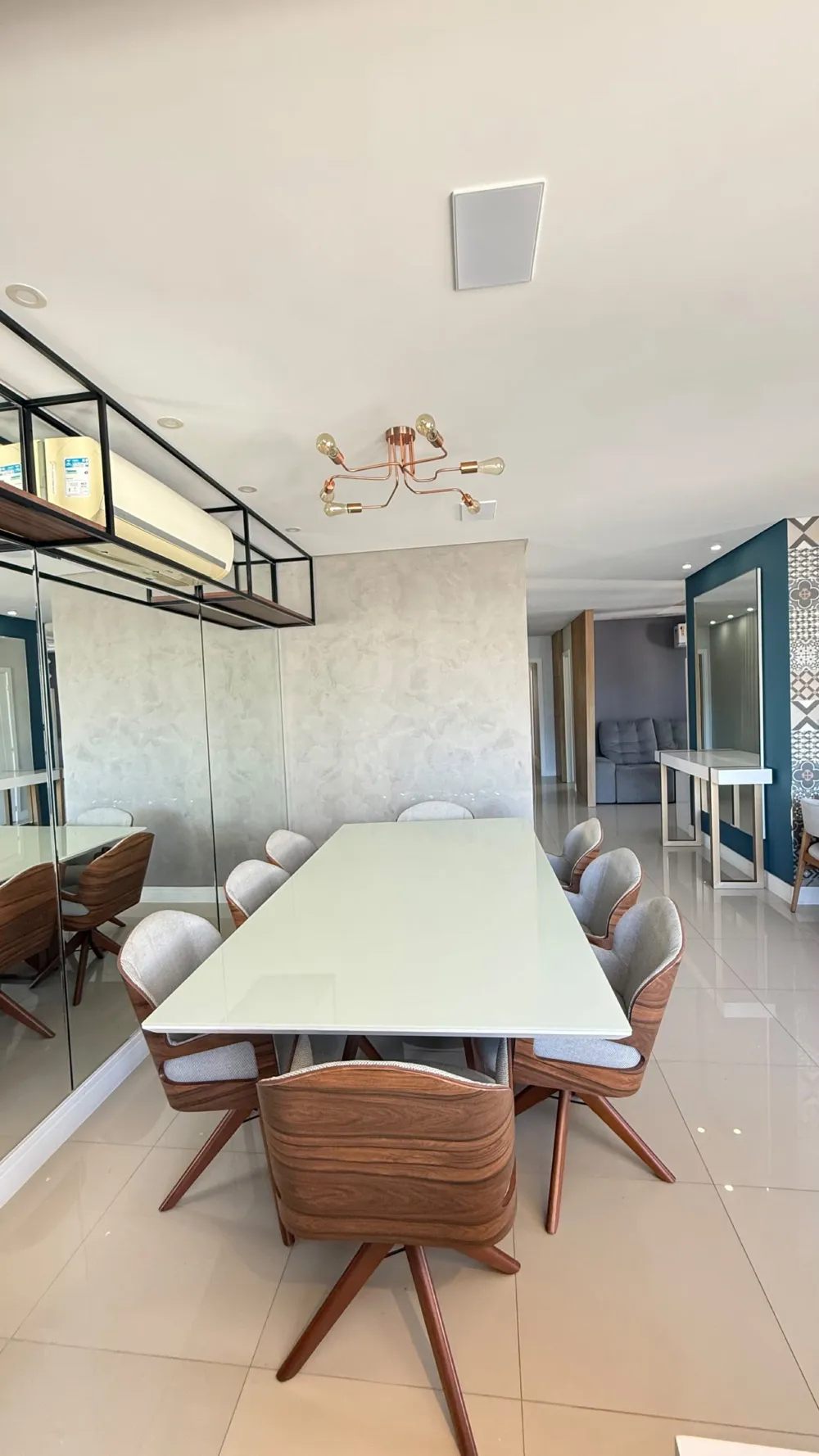 Apartamento 3 quartos para venda no bairro Meia Praia em Itapema