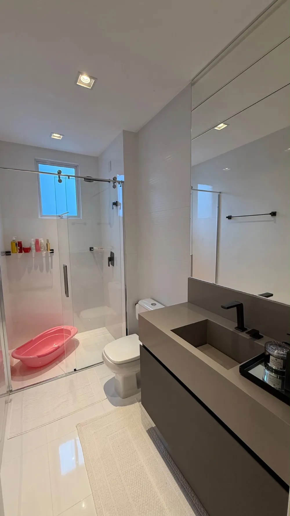 Apartamento 4 quartos para venda no bairro Meia Praia em Itapema