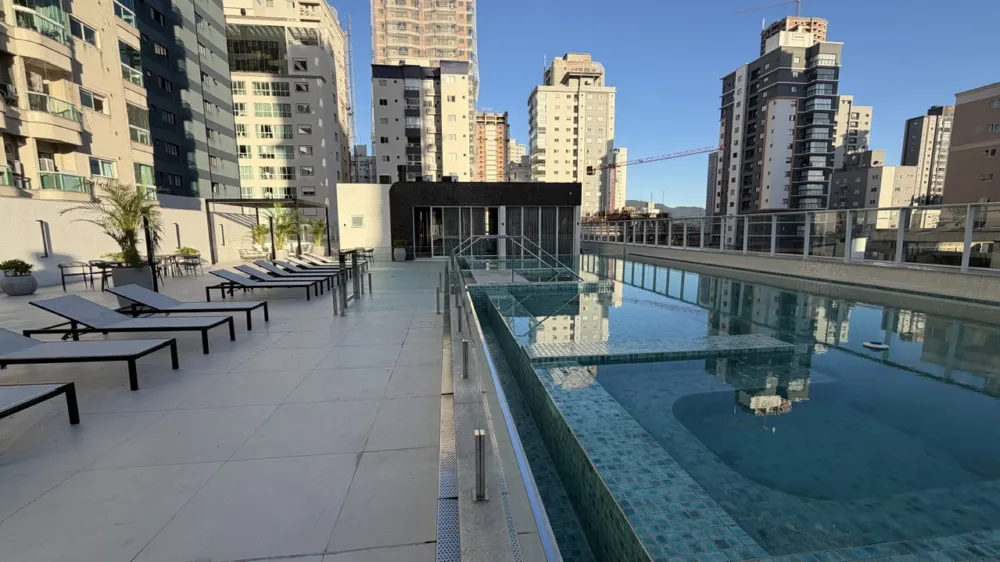 Apartamento 3 quartos para venda no bairro Meia Praia em Itapema