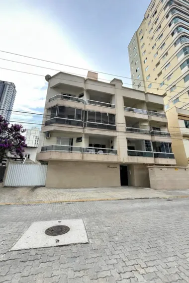 Imóvel em Meia Praia