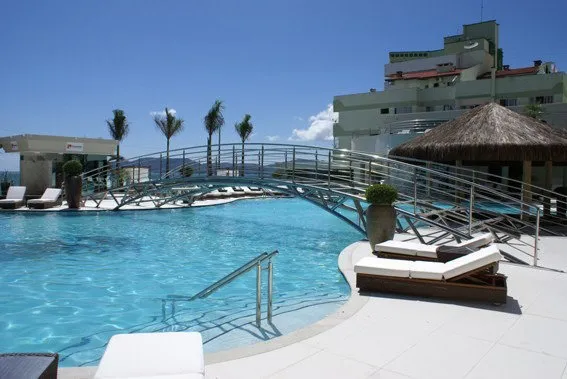 Apartamento para venda no bairro Meia Praia em Itapema