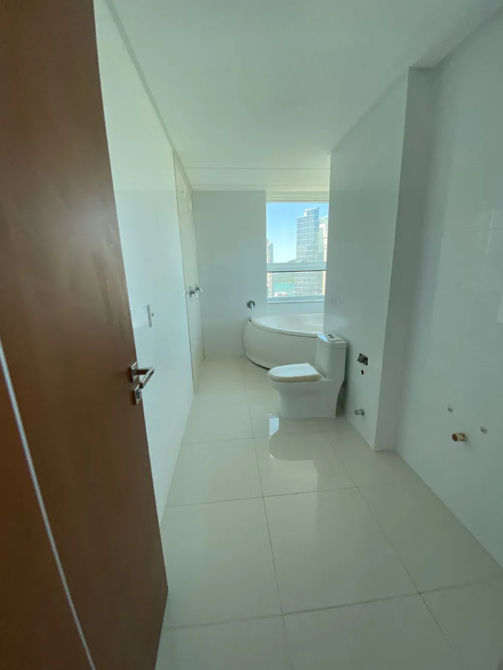 Apartamento para venda no bairro Barra Sul em Balneário Camboriú