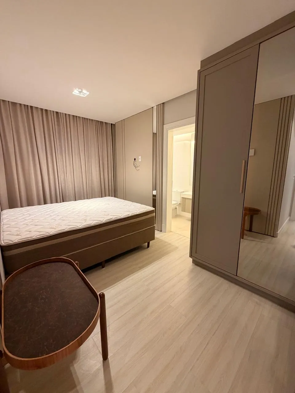 Apartamento 4 quartos para venda no bairro Morretes em Itapema
