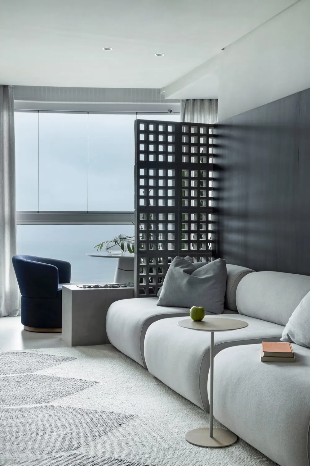 Apartamento para venda no bairro Meia Praia em Itapema