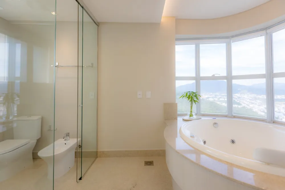 Apartamento 4 quartos para venda no bairro Barra Sul em Balneário Camboriú
