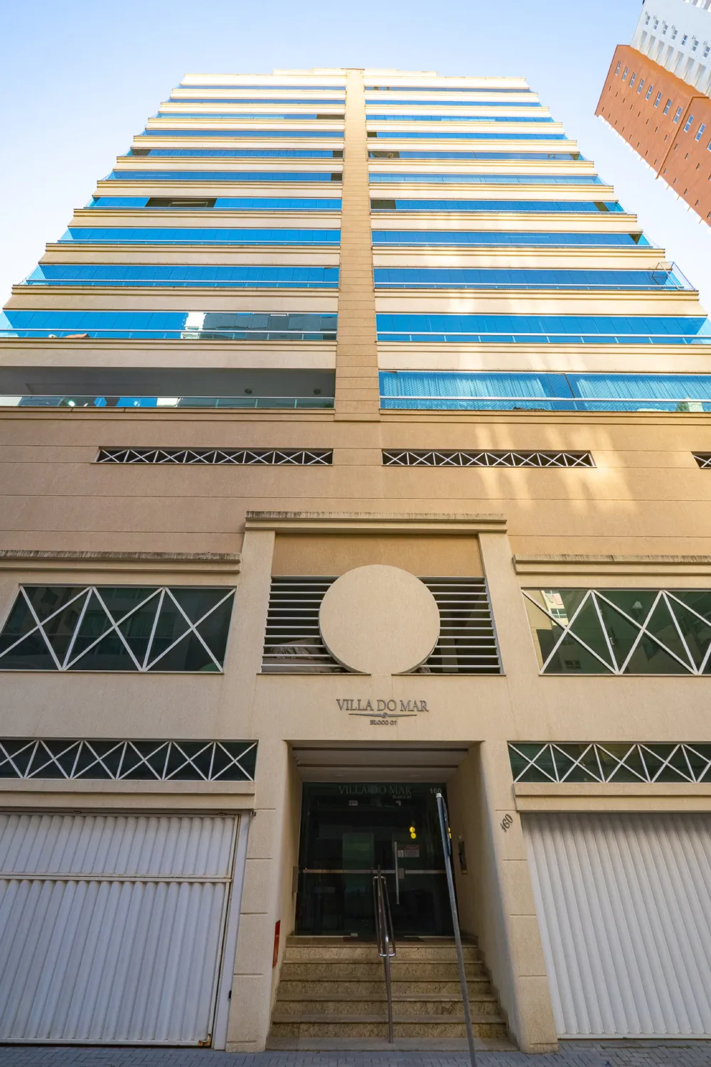 Apartamento para venda no bairro Meia Praia em Itapema