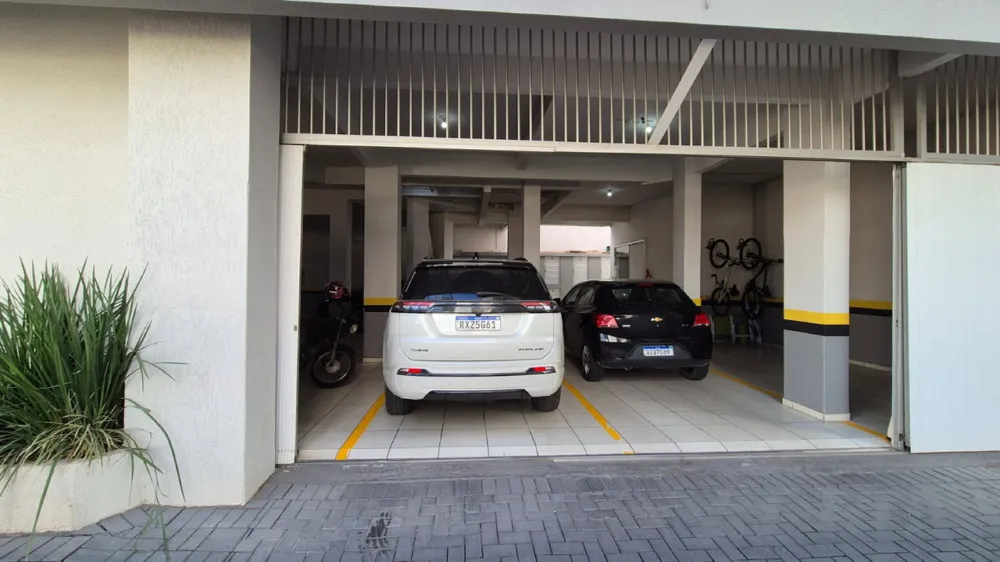 Apartamento para venda no bairro Meia Praia em Itapema