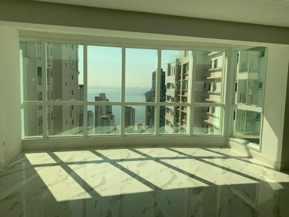 Apartamento para venda no bairro Barra Sul em Balneário Camboriú