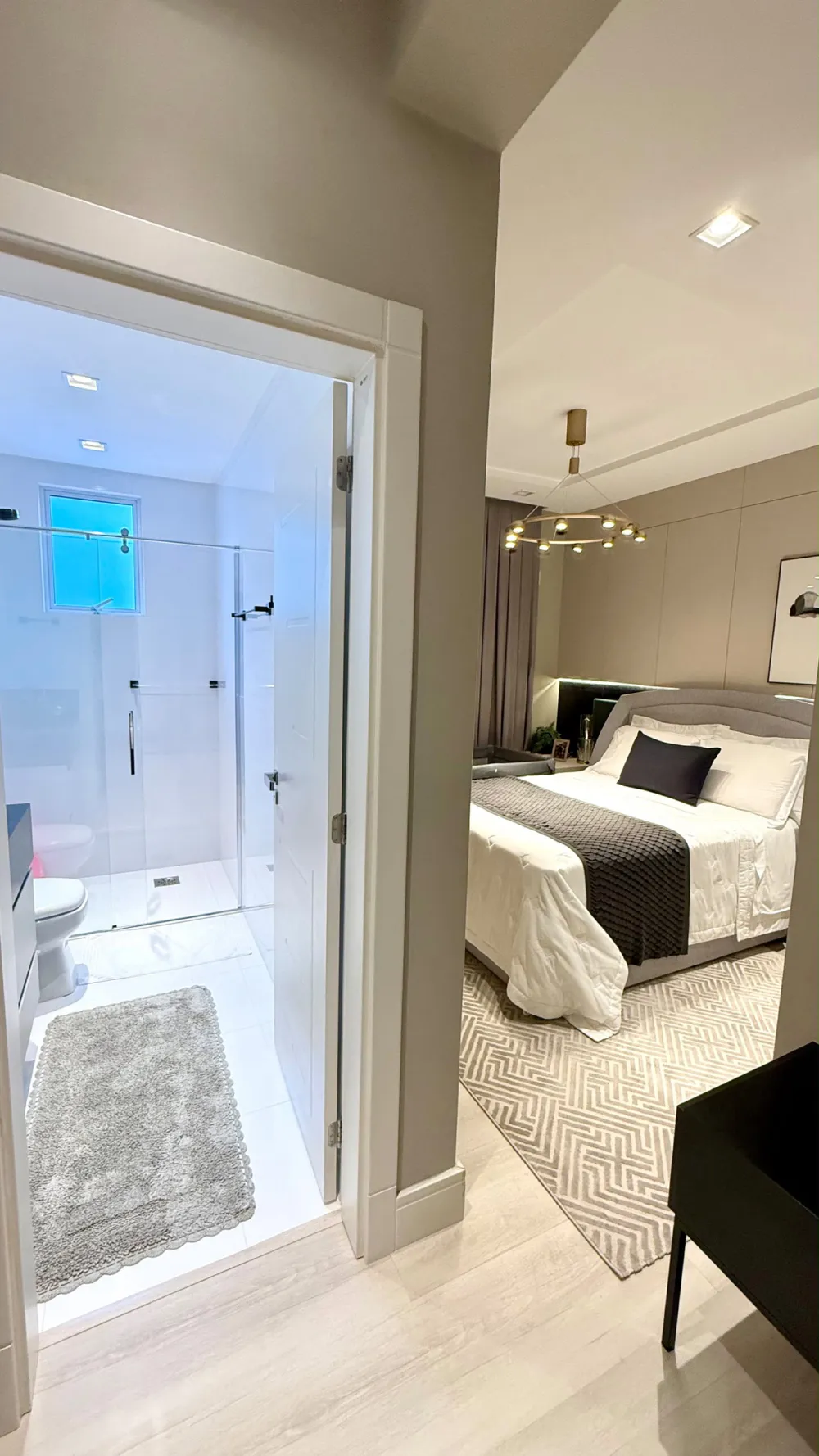 Apartamento 4 quartos para venda no bairro Meia Praia em Itapema