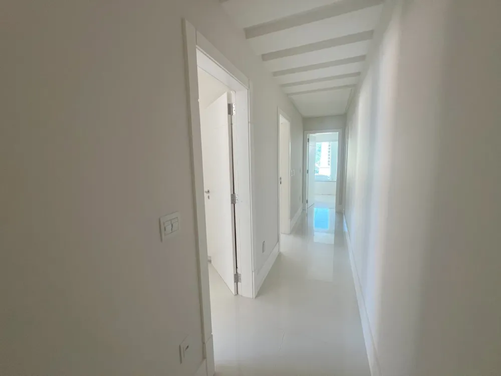 Apartamento para venda no bairro Centro em Itapema
