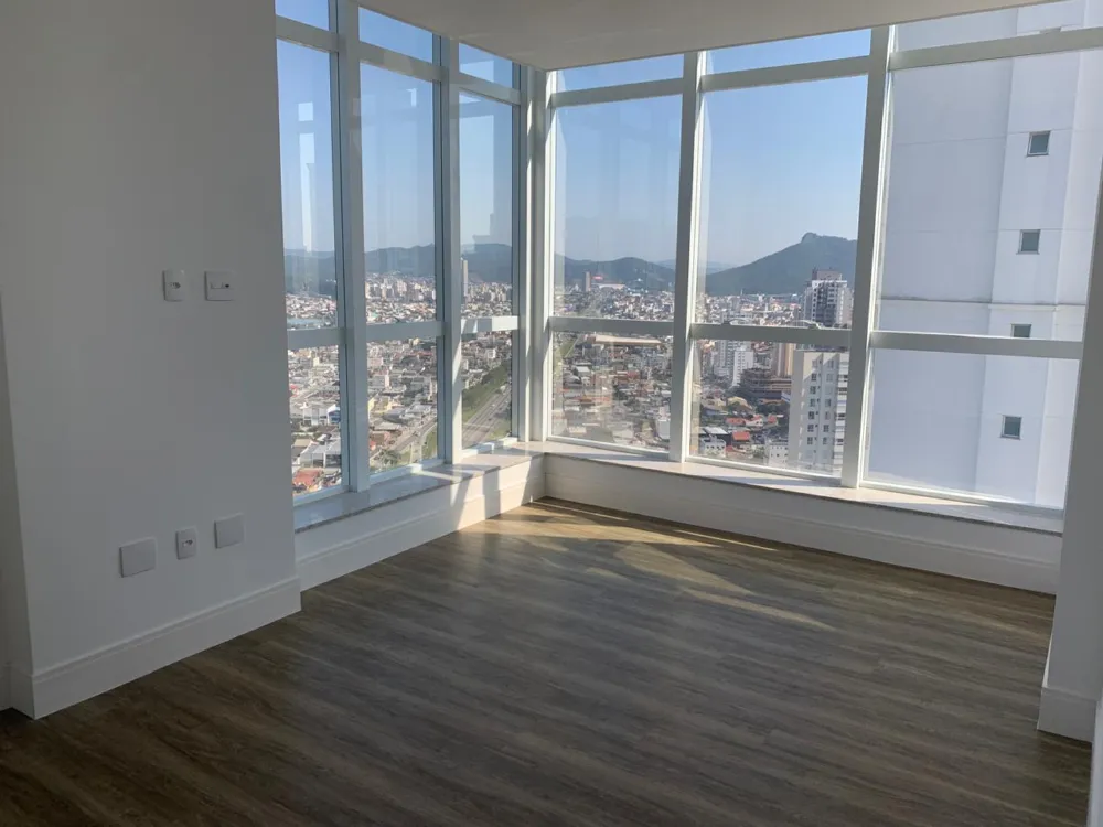 Apartamento para venda no bairro Barra Sul em Balneário Camboriú