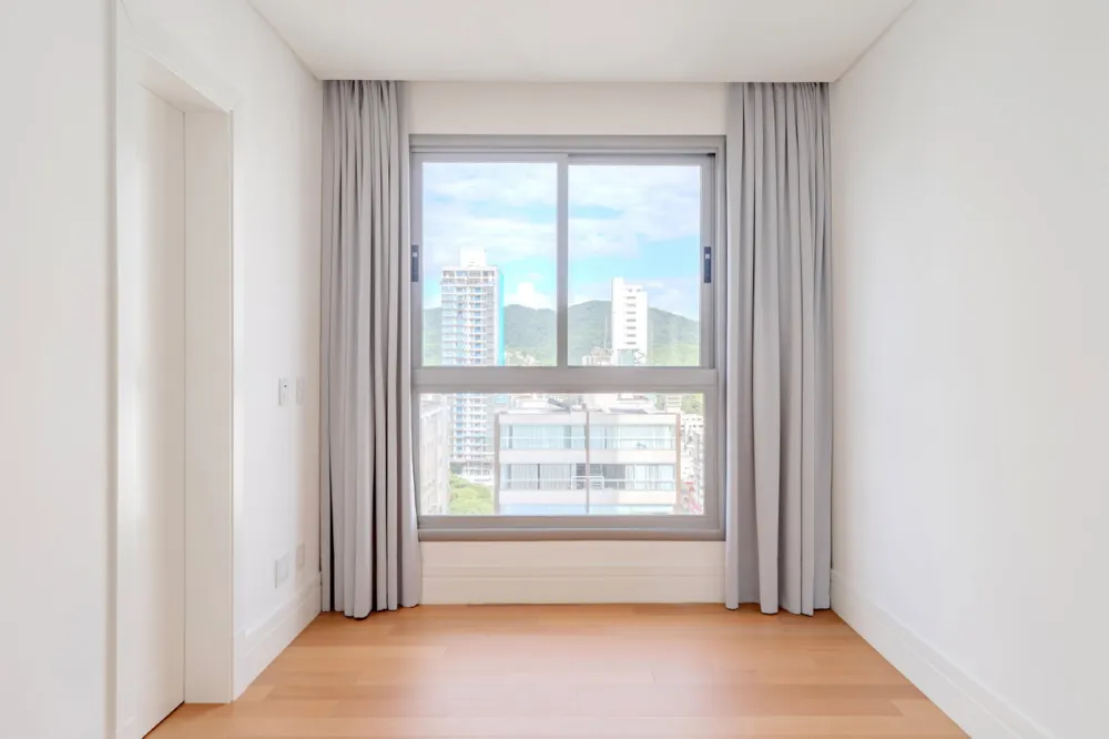 Apartamento 4 quartos para venda no bairro Centro em Balneário Camboriú