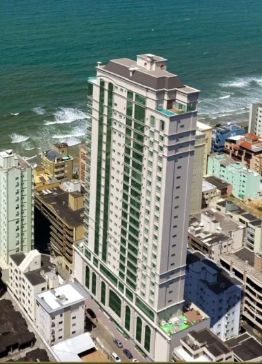 Imóvel em Meia Praia
