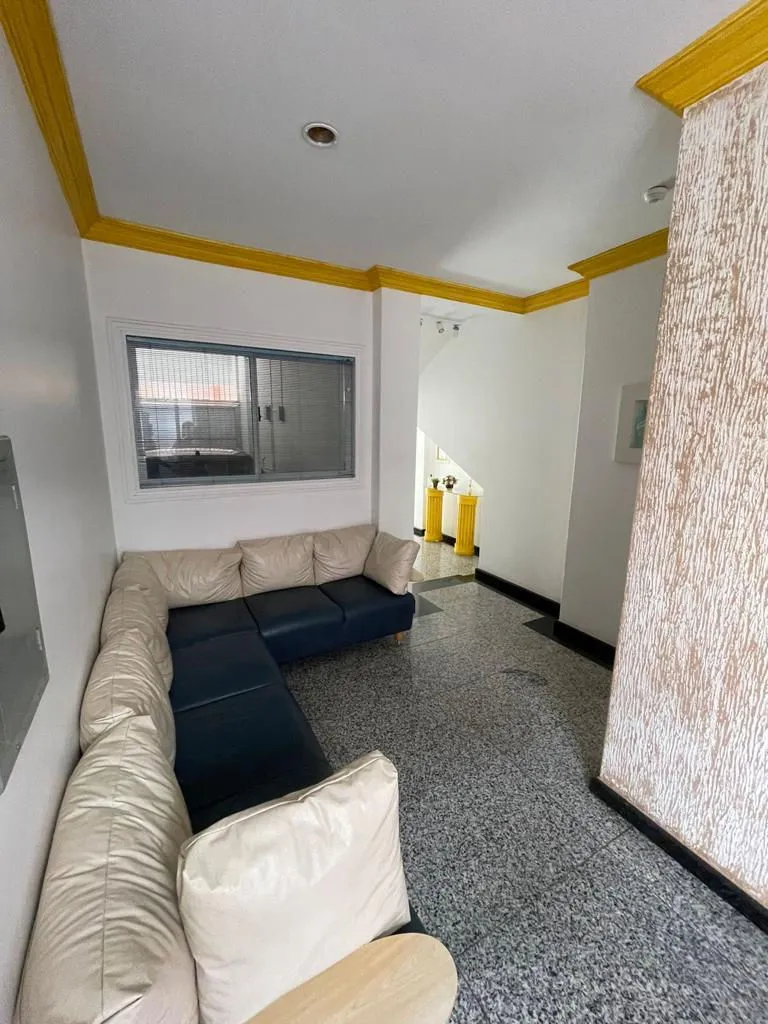 Apartamento para venda no bairro Meia Praia em Itapema