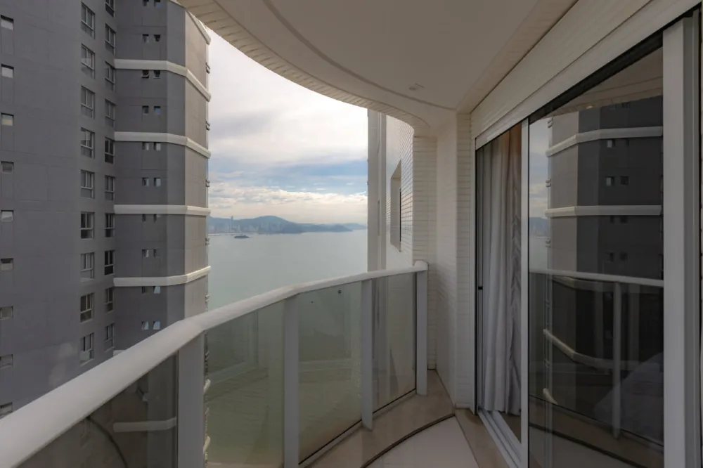 Apartamento 4 quartos para venda no bairro Barra Sul em Balneário Camboriú