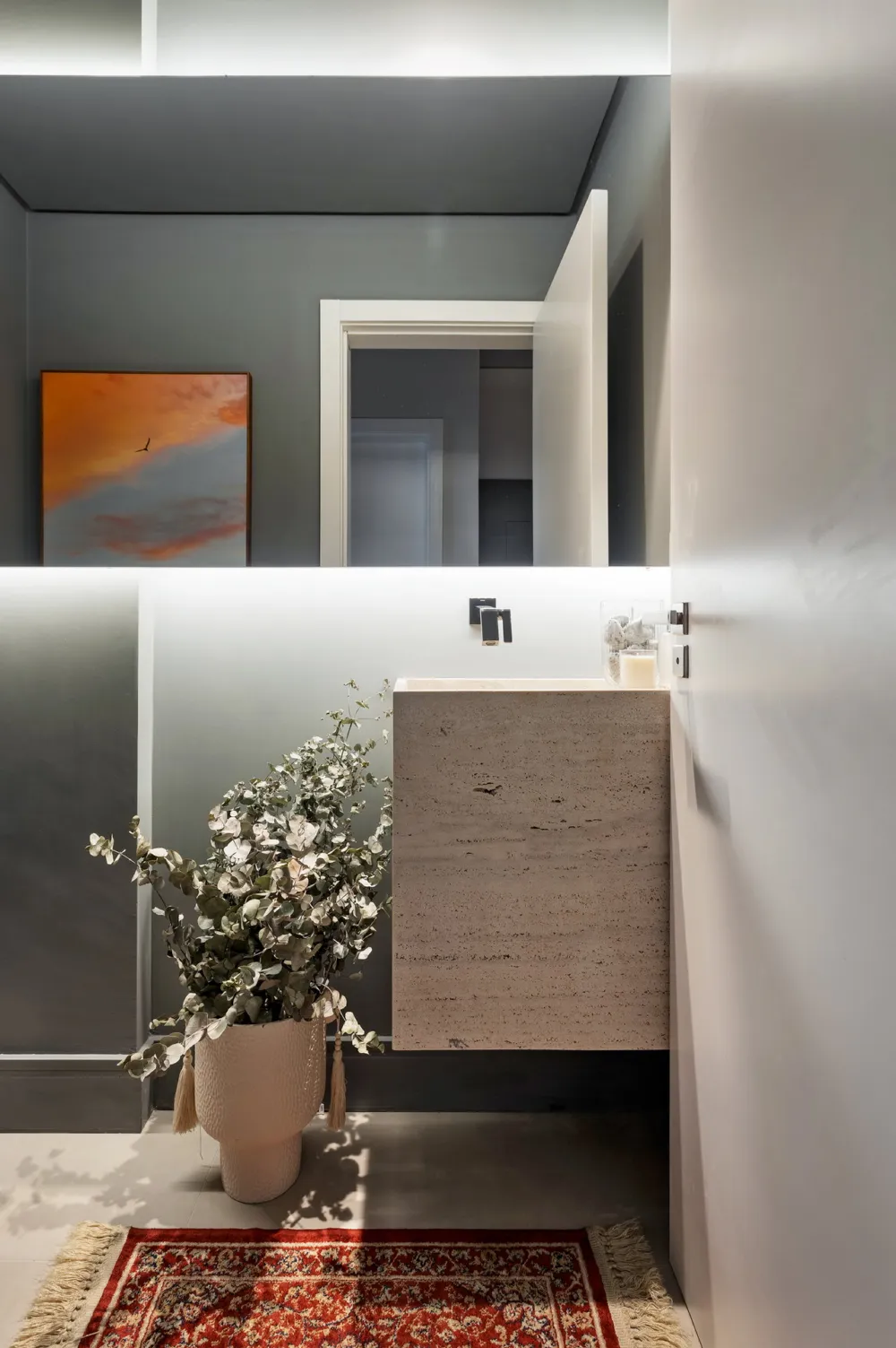 Apartamento para venda no bairro Meia Praia em Itapema