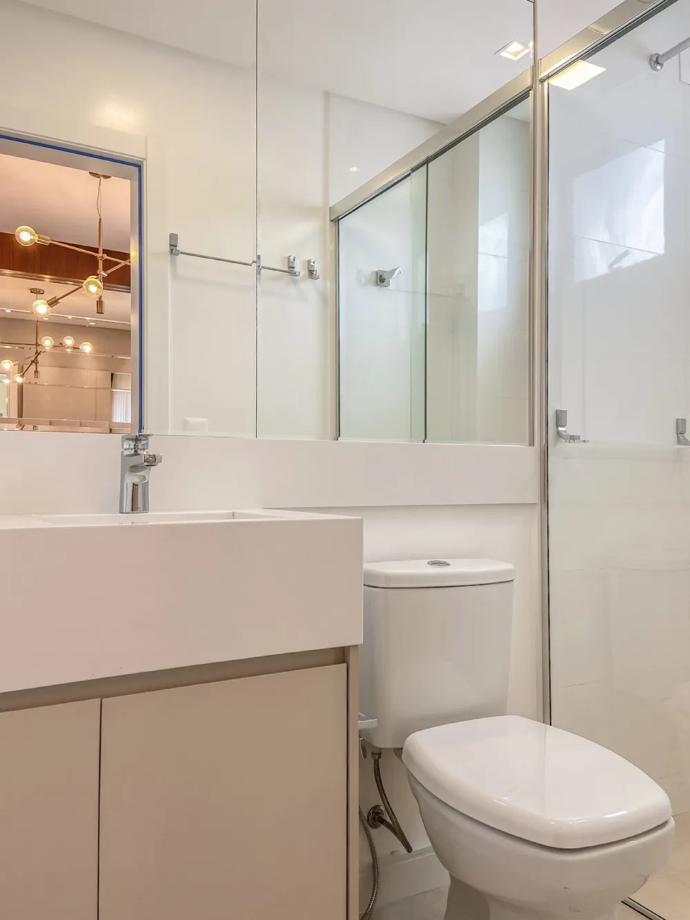 Apartamento para venda no bairro Meia Praia em Itapema