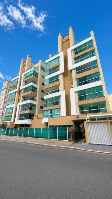 Apartamento 2 quartos para venda no bairro Meia Praia em Itapema