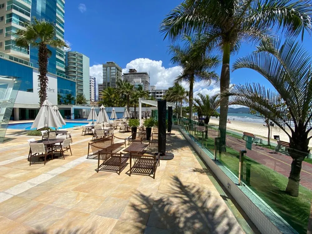 Apartamento 4 quartos para venda no bairro Meia Praia em Itapema