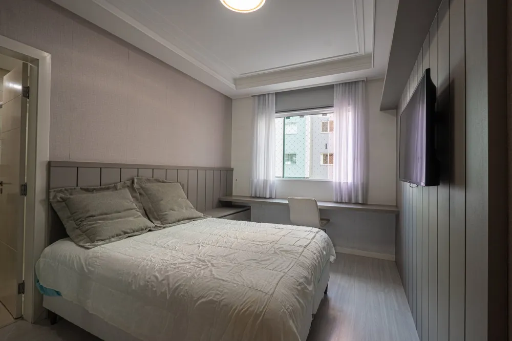 Apartamento para venda no bairro Meia Praia em Itapema