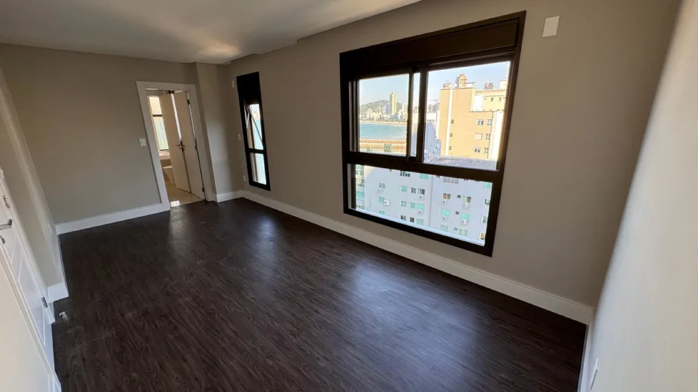 Apartamento 4 quartos para venda no bairro Canto da Praia em Itapema