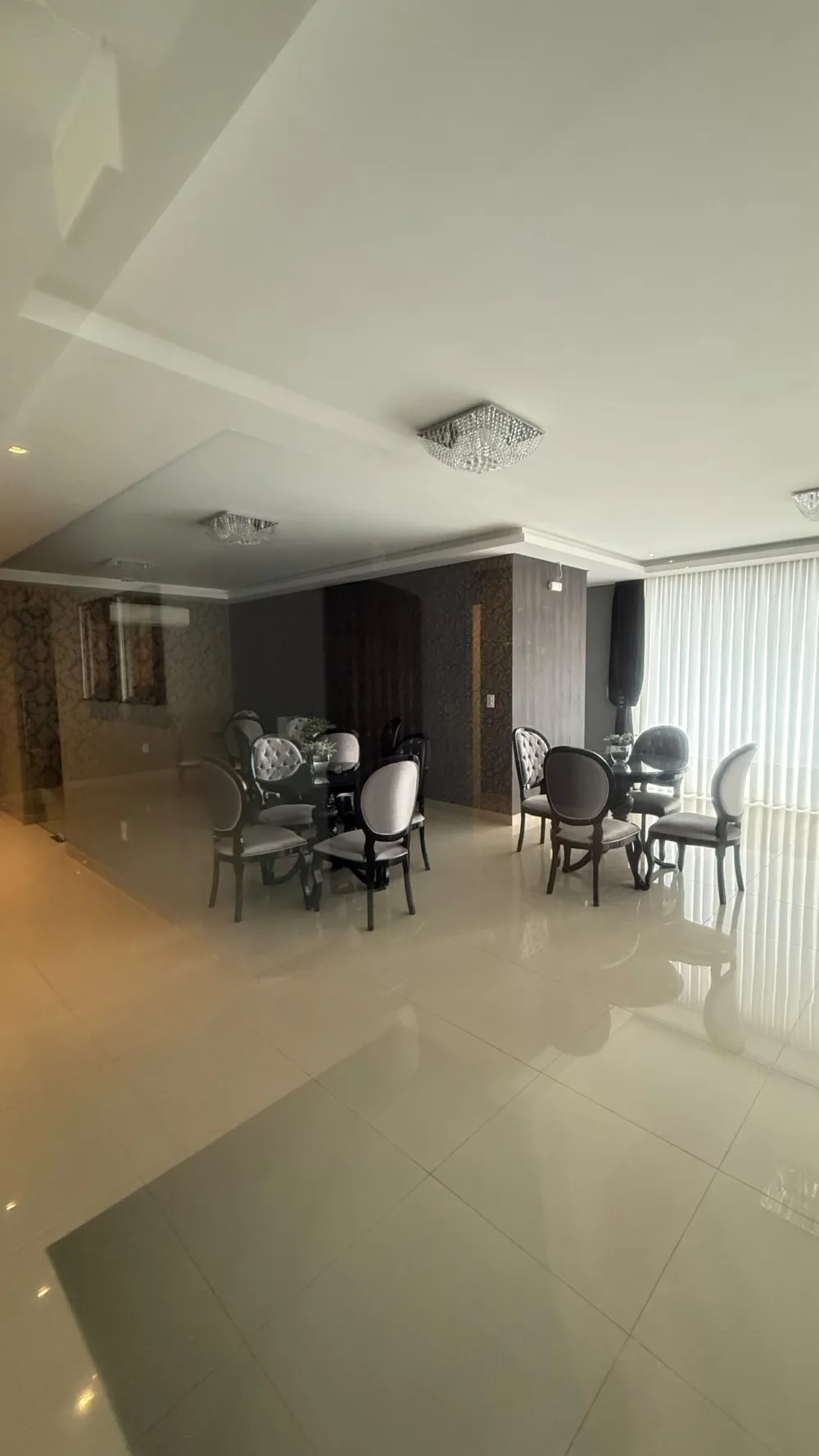 Apartamento 3 quartos para venda no bairro Meia Praia em Itapema