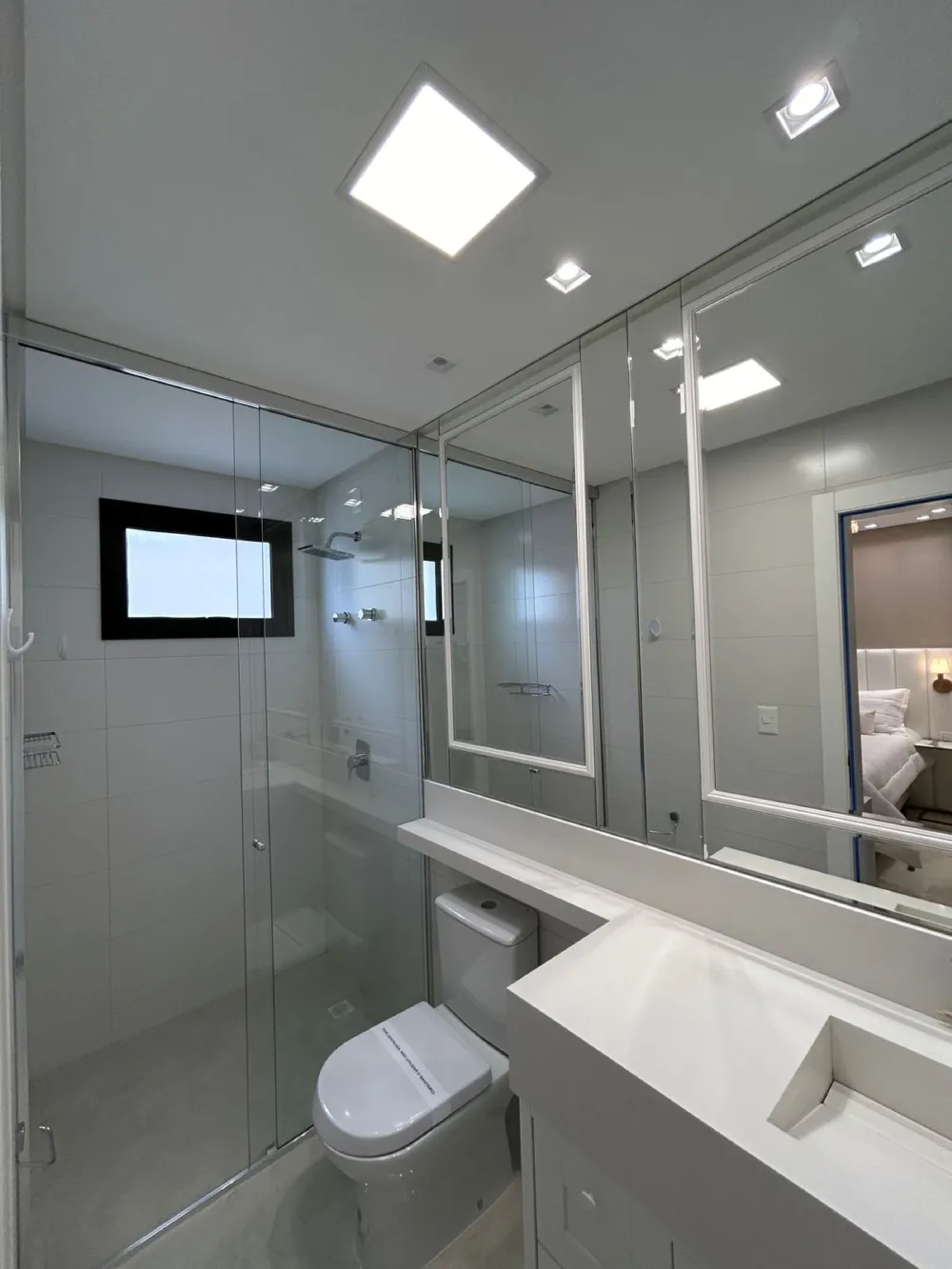 Apartamento para venda no bairro Meia Praia em Itapema