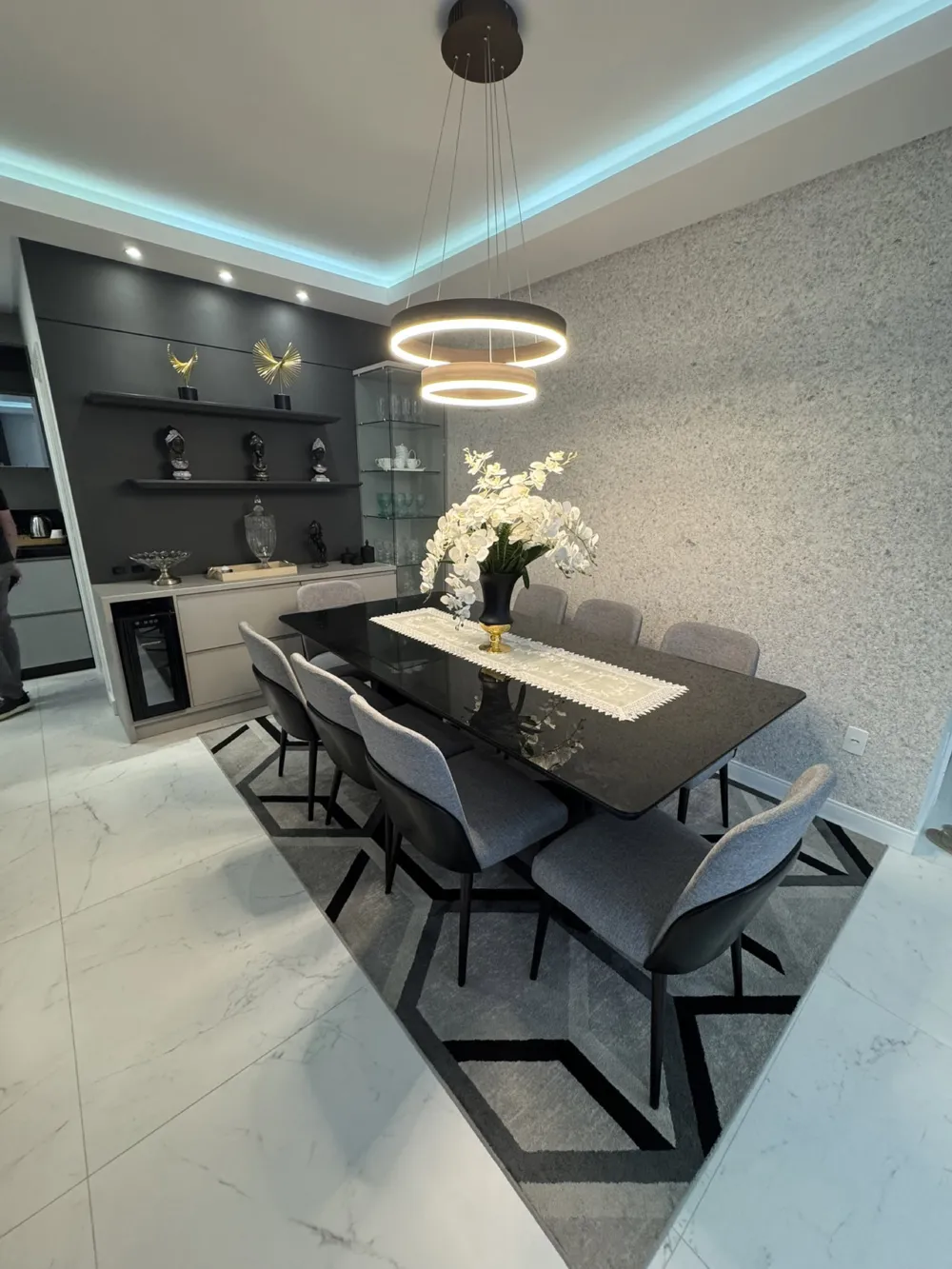 Apartamento para venda no bairro Meia Praia em Itapema