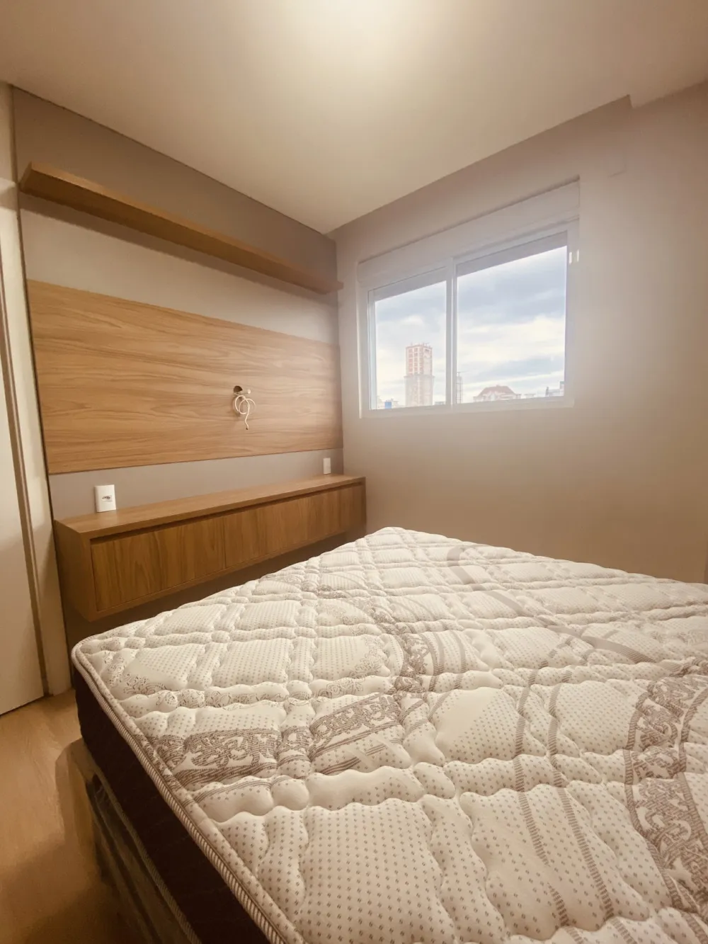 Apartamento para venda no bairro Meia Praia em Itapema